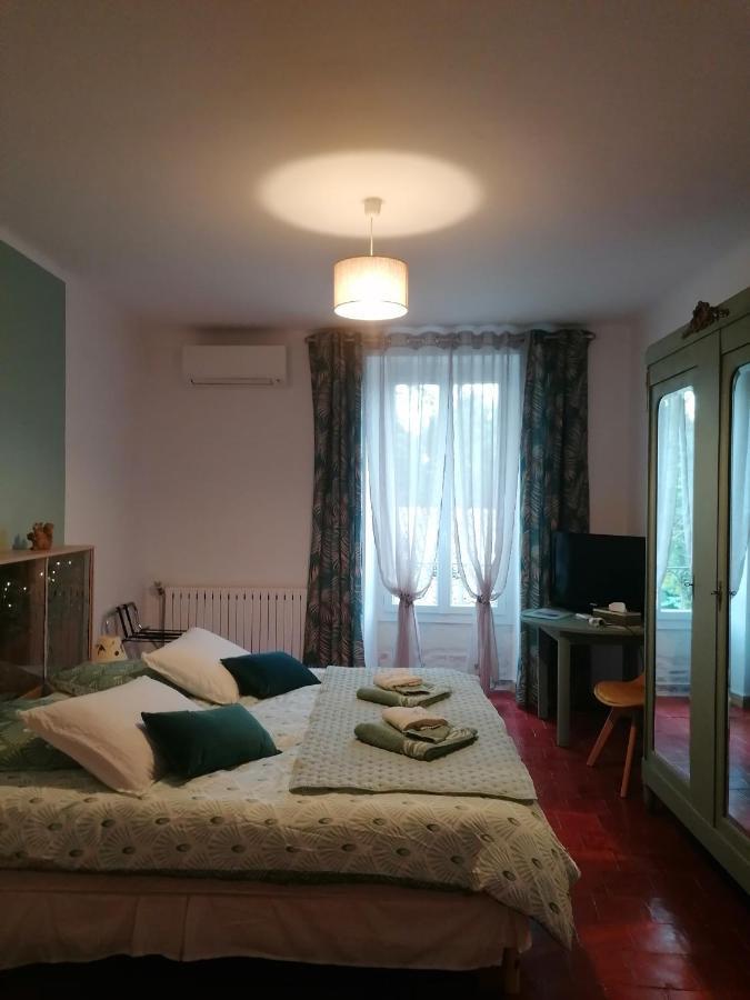 Mas De Brignon, Chambres D'Hotes, Marguerittes, Gard Εξωτερικό φωτογραφία